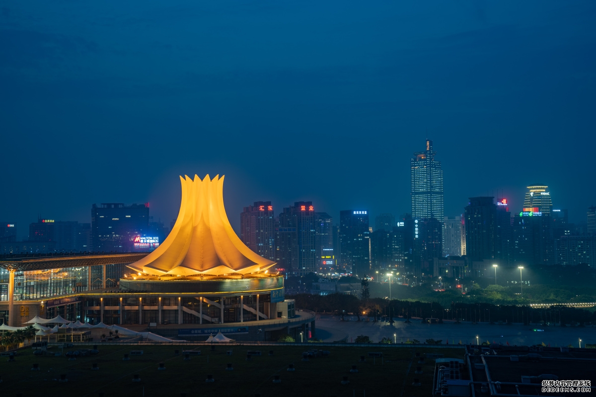 七折！168亿！南宁万达茂地标酒店被法拍背后故事不简单